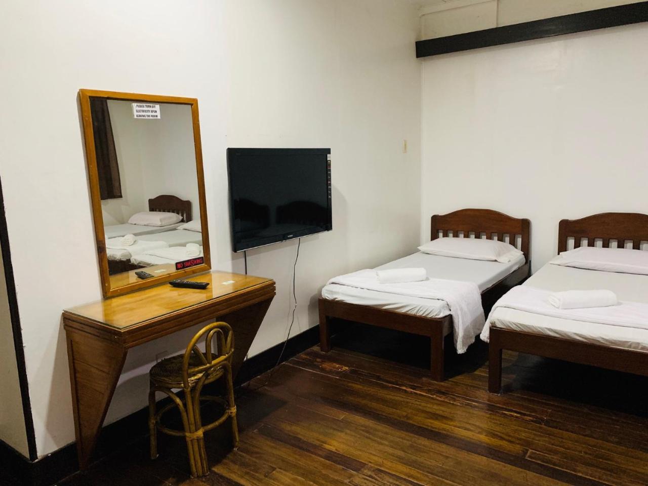Matutina Pensionne Puerto Princesa Ngoại thất bức ảnh
