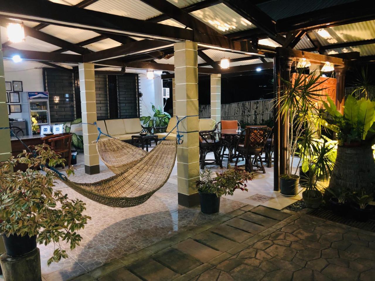Matutina Pensionne Puerto Princesa Ngoại thất bức ảnh