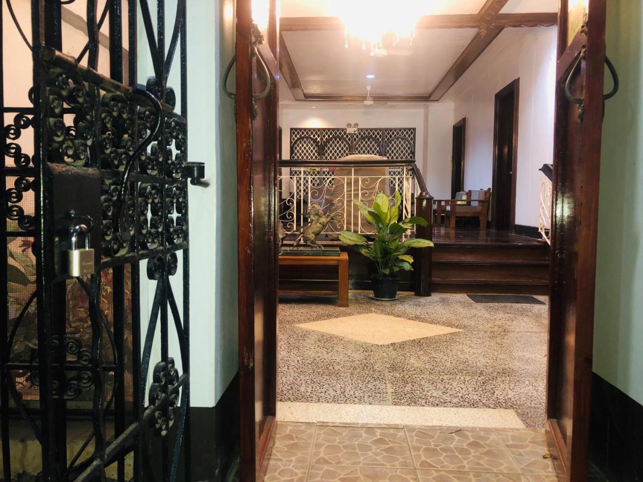 Matutina Pensionne Puerto Princesa Ngoại thất bức ảnh